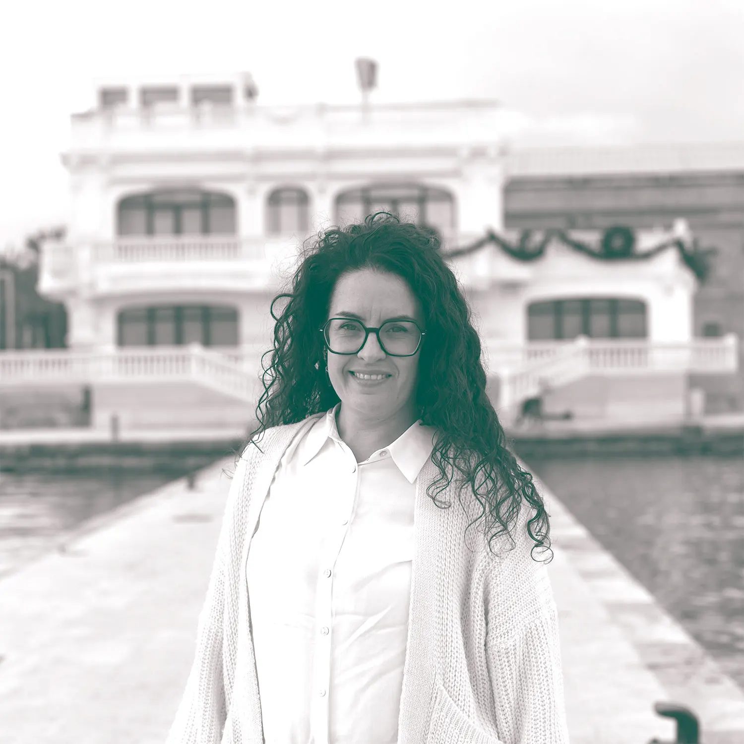 Savina Eila Rosique | Derecho Sistémico | Biografía